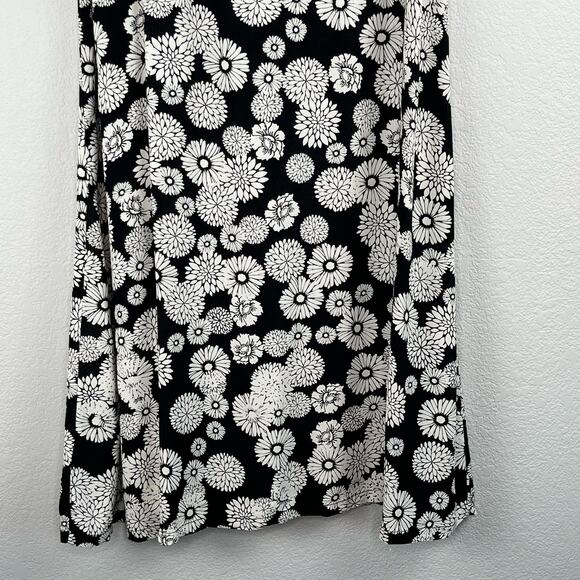 Flynn Skye Black White Floral Print Button Front Lightweight Midi Skirt SM/Med - Picture 10 of 14